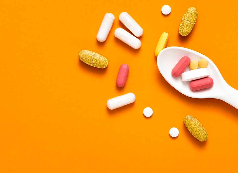 2024出海东南亚 - 膳⻝营养补充剂在线市场发展趋势